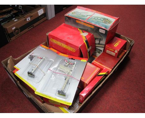 Fourteen Hornby "OO"Gauge/4mm Boxed Items of Trackside Buildings and Accessories, Ref No's R002 village station, R145 signal 