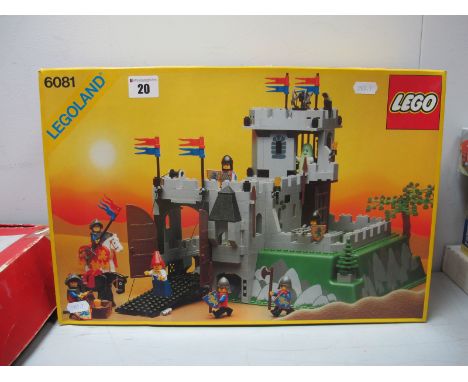 A Legoland #6081 Kings Mountain Fortress, instruction leaflet, unchecked for completeness, boxed.