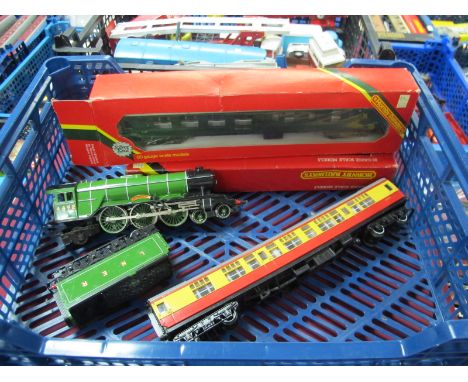 A Hornby/Tri-ang "OO" Gauge/4mm Class A3 4-6-2 Steam Locomotive and Eight Wheel Tender, L.N.E.R green "Flying Scotsman" R/No.
