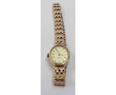 A vintage 375 (9ct.) gold cased lady's Rotary wristwatch, on 9ct. fancy-link bracelet