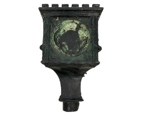 19th century cast iron rain hopper, castellated top over sunken quatrefoil front, with mounting lugs Dimensions: Height:&nbsp