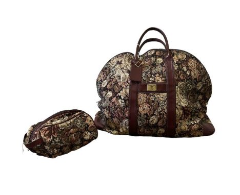 A huge vintage tapestry style weekend bag with matching wash bag by PB weekend (2)