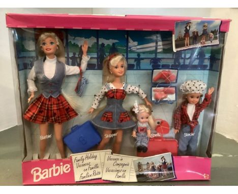 Mattel Barbie boxed doll set ; Family Holiday ; The Rare Barbie, Skipper, Shelly.and Stacie ; Holiday in London vintage set o