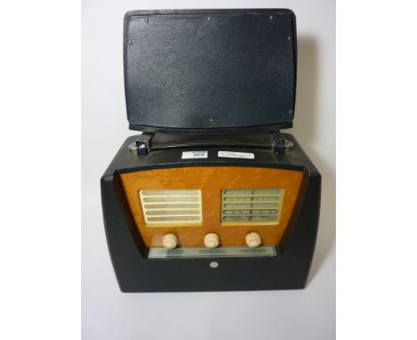 Vintage Pye travelling radio with bird's eye maple interior H29cm 