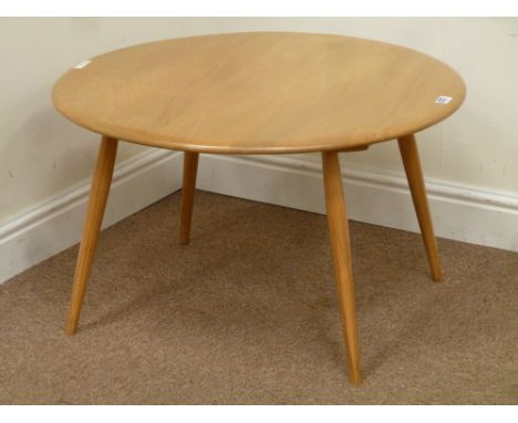 Ercol light elm circular coffee table, D75cm, H44cm