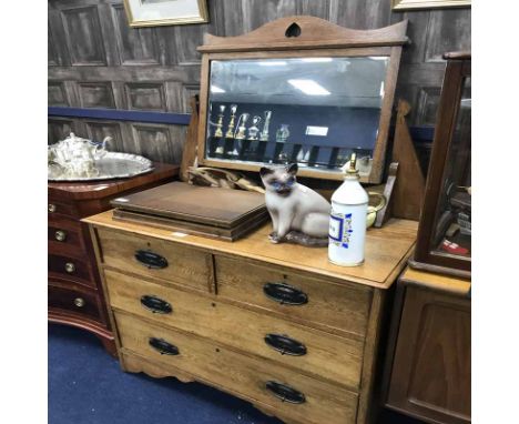 ARTS & CRAFTS LIGHT OAK DRESSING TABLE