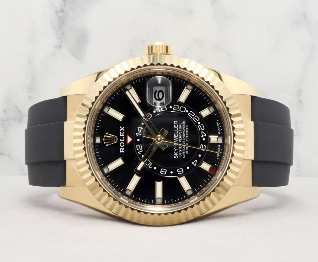 2025 Sky Dweller Oysterflex