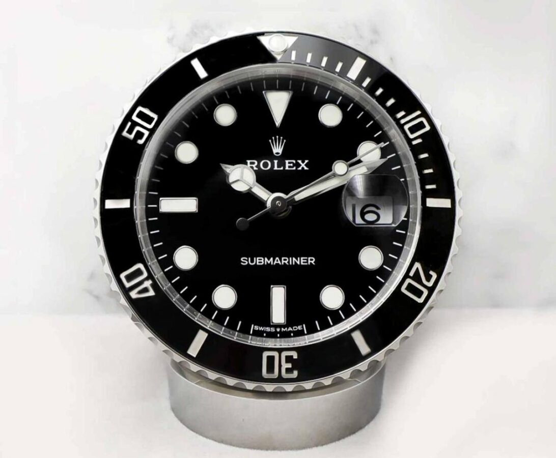 2025 Submariner Desk Clock