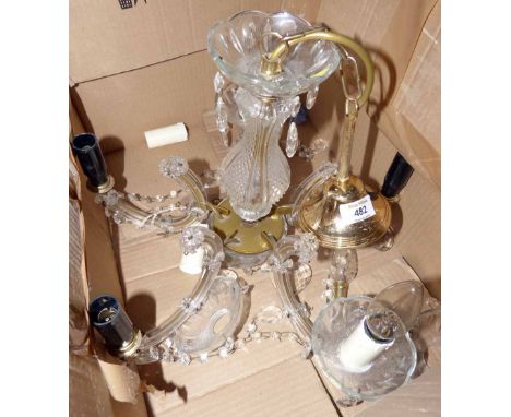 Modern cut glass chandelier Condition report: see terms and conditions