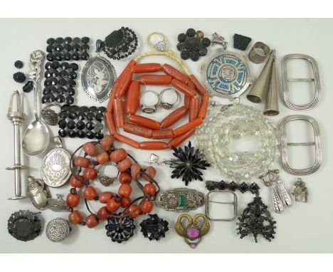 A quantity of silver and costume jewellery including marcasite set rings, Mexican pendants, Vauxhall glass and a spinach jade