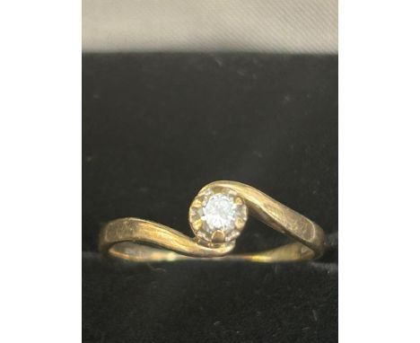 9ct Gold ring set with solitaire diamond 0.15 carat Size R 