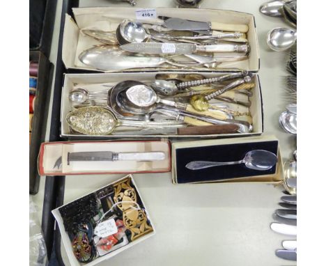 VICTORIAN ELECTROPLATE CAKE KNIFE WITH MOTHER OF PEARL HANDLE; A PAIR OF NUT CRACKERS AND MISCELLANEOUS ELECTROPLATE MAINLY S