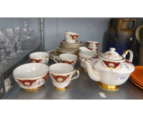 PARAGON CHINA TEA SERVICE FOR SIX PERSONS, 'FLORENCE' PATTERN 