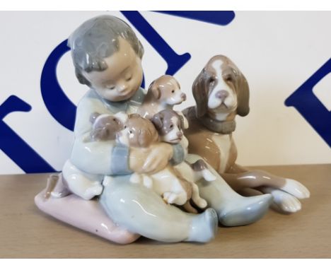 LLADRO FIGURE 5456 NEW PLAYMATES, WITH ORIGINAL BOX