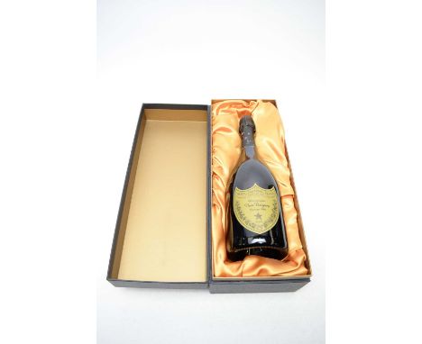 Dom Pérignon Champagne Epernay, vintage 1996, 12.5% vol., 750ml. boxed.