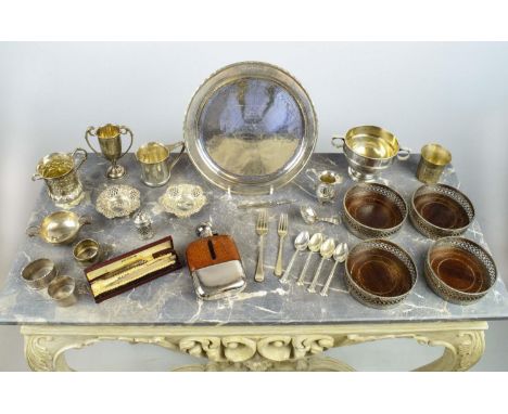 QUANTITY OF SILVER, including a tray by William Henry Creswick, Chester, 1945 with wedding anniversary inscription, approx 15