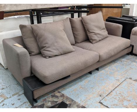 CAMERICH LAZYTIME SOFA, 80cm H x 230cm L x 105cm D. 