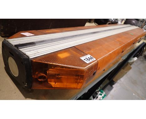 Unbranded Amber truck light bar. Not available for in-house P&amp;P, contact Paul O'Hea at Mailboxes on 01925 659133 