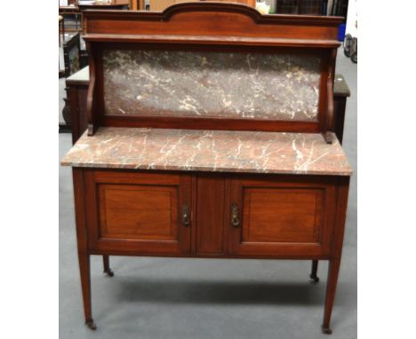 AN EDWARDIAN MARBLE TOPPED MAHOGANY INLAID BUFFET with twin panel doors. 3ft 9ins x 4ft 7ins.