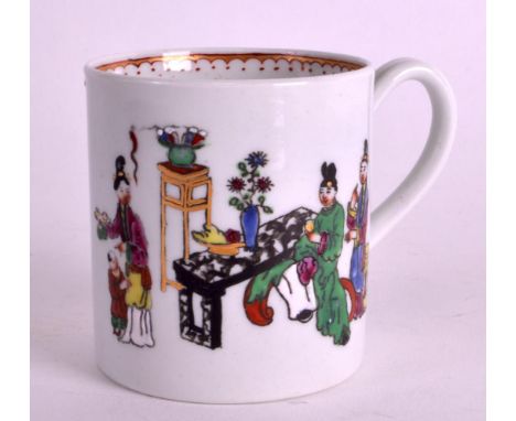 A RARE 18TH CENTURY WORCESTER COFFEE CAN printed and painted with five Oriental figures beside a table. 2.5ins high.