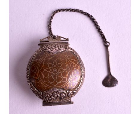 AN EARLY 20TH CENTURY EASTERN WHITE METAL SNUFF BOX decorated with flowers. 1.25ins diameter.