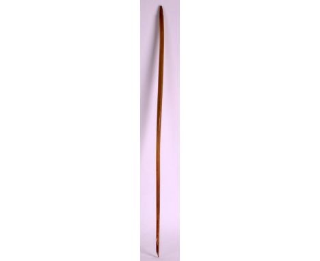 A 19TH CENTURY CARVED BLOND RHINOCEROS HORN SWAGGER STICK. 102 grams. 2ft 4ins long.