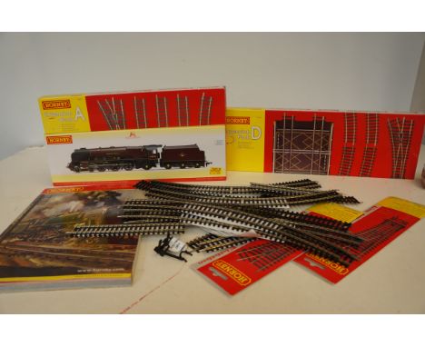 Hornby Sir William. A. Stanier F. R. S locomotive together with track (unused)  