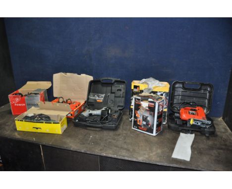 A SELECTION OF POWER TOOLS comprising of a Bosch PDA100 sander, a Black and Decker KR-650RE drill, a Black and Decker KS-638S