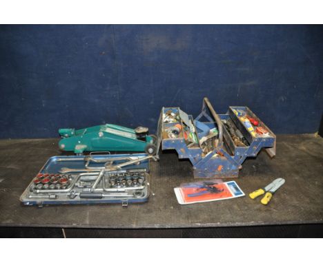 A COLLECTION OF AUTOMOTIVE TOOLS including a Gedore socket set, a trolley jack (no pole), Draper and other Circlip pliers, a 