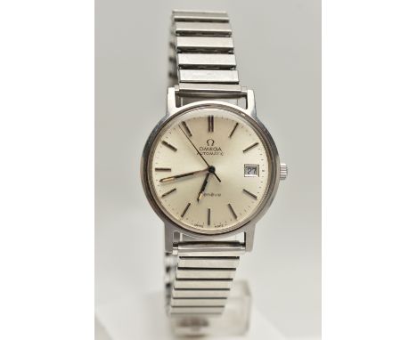 A GENTS 'OMEGA AUTOMATIC GENEVE' WRISTWATCH, round silver dial signed 'Omega Automatic, Geneve', baton markers, date window a