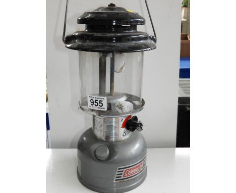 Unleaded Coleman Tilley Lamp - WORKING ORDER 