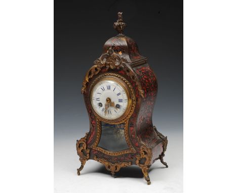 A FRENCH BOULLE MANTEL CLOCK with white enamelled dial and Roman numerals having a striking mechanism, circa 1900, 30cm