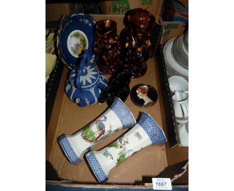 A quantity of china including; a pair of Copeland Spode vases (one with repair to rim) and display plate, Jasperware style te
