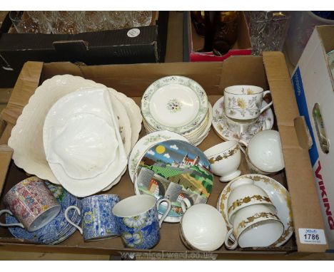 A quantity of china to include Wedgwood teaset, gold/white Coalport cups and saucers, Spode Blue Chintz, two shell dishes, et