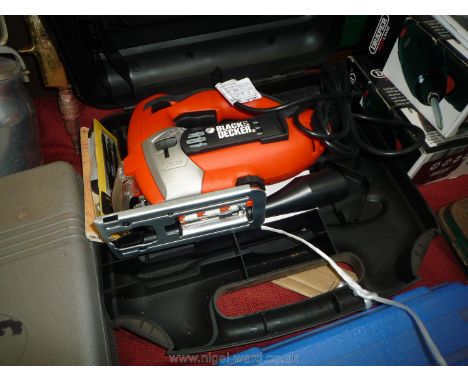 A plastic cased Black &amp; Decker KS999E 600 w, 230/240 v Jig-Saw variable speed from 800 - 3,200/min, with spare blades and