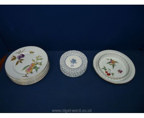 A quantity of Royal Worcester 'Evesham', six large plates, quiche dish plate plus a bowl along with nine blue and white side 