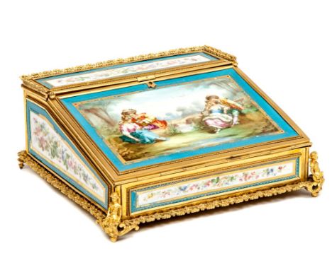 A FINE SEVRES STYLE PORCELAIN TABLE-TOP WRITING SLOPE, the slope decorated with two courting couples in a landscape, the top 