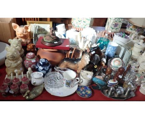 A COLLECTION OF CERAMIC ANIMALS, glass, ceramics and sundries