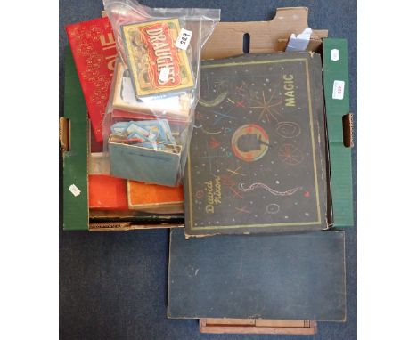 A COLLECTION OF VINTAGE BOARD GAMES