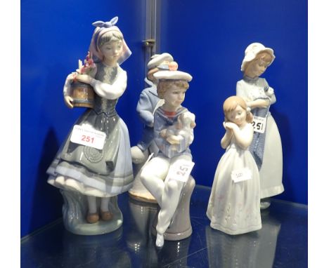 FOUR LLADRO FIGURES and a Nao figure (5)