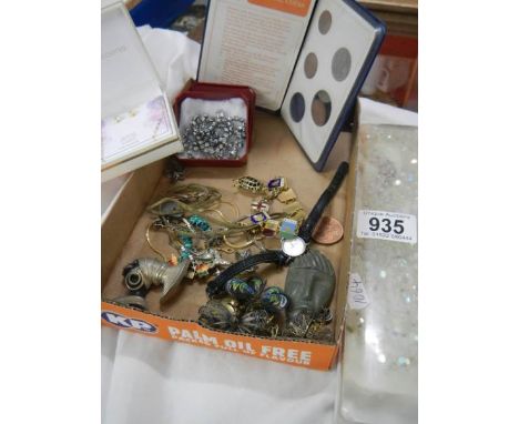 A vintage enamel European city crest bracelet and other costume jewellery.
