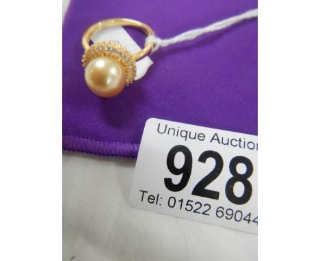 A 20th century pearl ring.