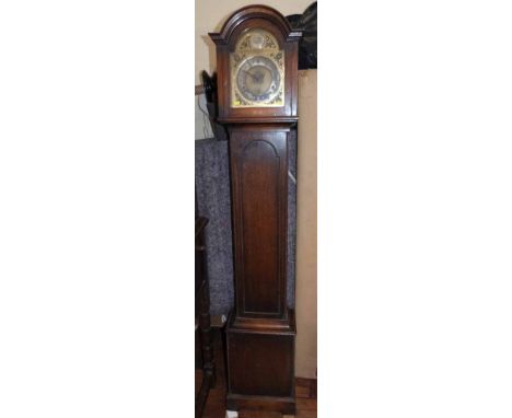 20th century oak grandmother clock with brass face No condition reports for this sale.