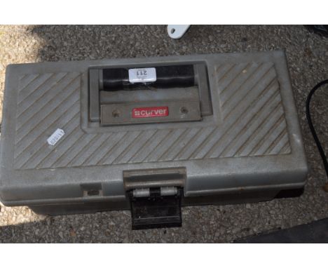 TOOLBOX CONTAINING TOOLS