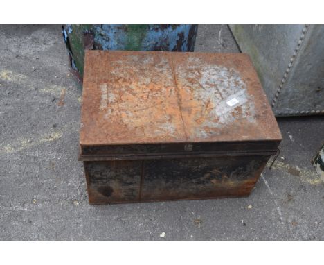 VINTAGE METAL TOOLBOX, 58CM X 40CM X 35CM