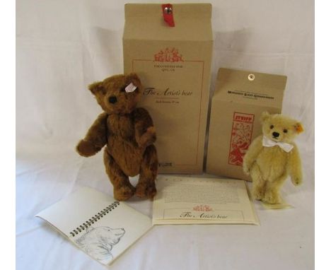 Steiff The Artists Bear - 27cm 01129 and smaller blonde Steiff teddy bear 661105