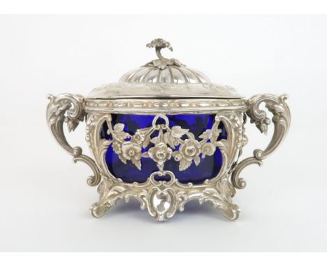 A FRENCH 950 STANDARD LOUIS XV STYLE SILVER SUCRIER stamped on the rim of the body, probably Paris late 19th/early 20th centu