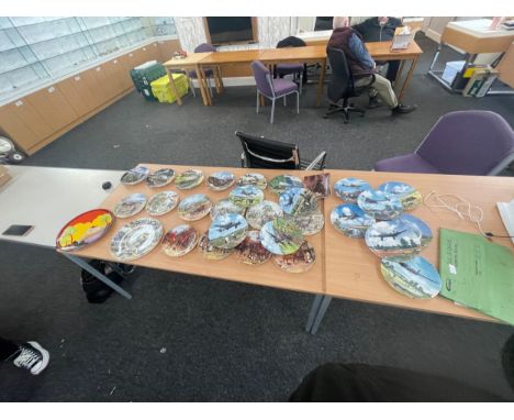 Large selection of collectors plates includes Wedgwood Clarice cliff, Royal Doulton etc 