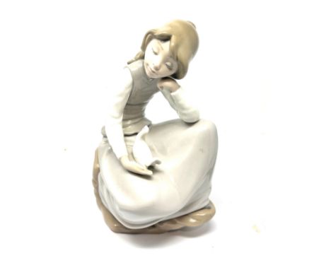 Lladro Nao Girl with Dove/Bird Figurine NAO 9 1/2" Hand Painted Made in Spain 1981 