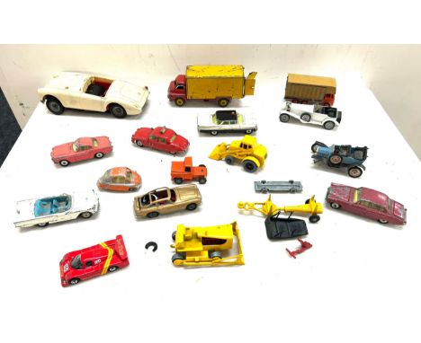Selection of vintage and later Diecast vehicles 